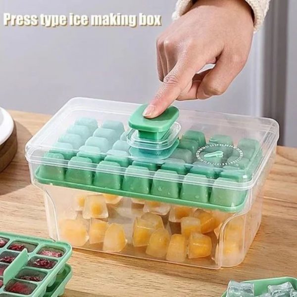 Easy press ice tray